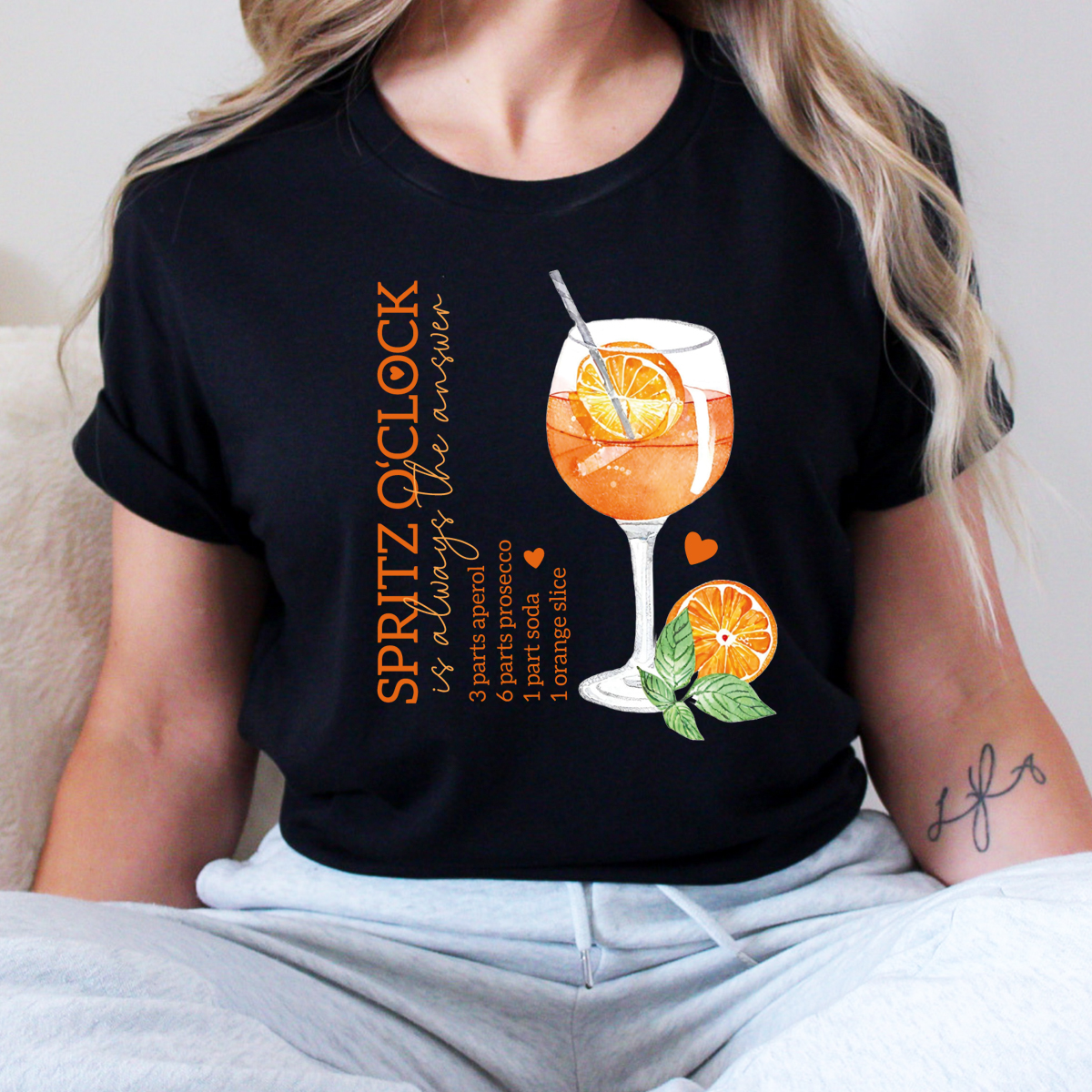 Geschenk-Idee, Sie, Schwester, beste Freundin, T-Shirt, Hoodie, Sweater, JGA personalisiert, Party Outfit, Urlaub, Junggesellenabschied, Junggesellinnenabschied, Alkohol, Cocktail, Lustig, Bügelbild, Mallorca, Name, Statement, Team, Braut, Bride, Polterabend, Spritz o Clock, Fasching, Gruppe Karneval, lustig, Kostüm Erwachsene, Damen Herrn, Fasnacht, Halloween